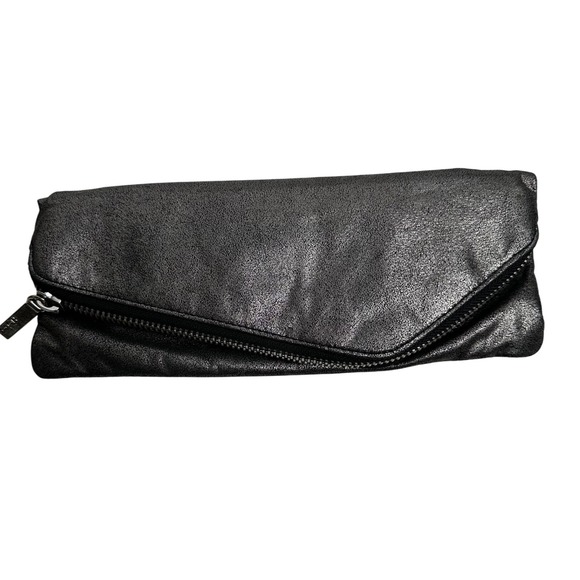 Hobo Effe Pewter Shimmer Leather Clutch With Floral‎ Lining & Zipper Closure